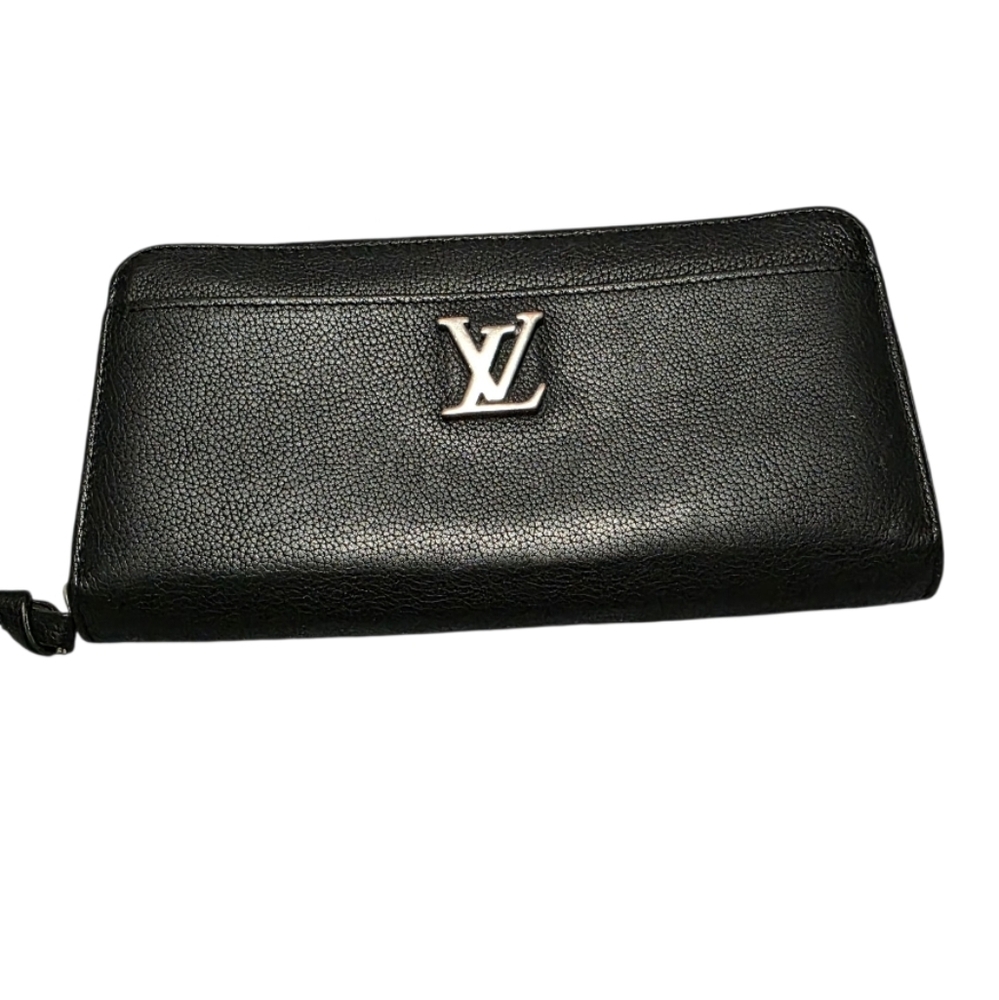 Louis Vuitton Lockme Zippy Black Wallet